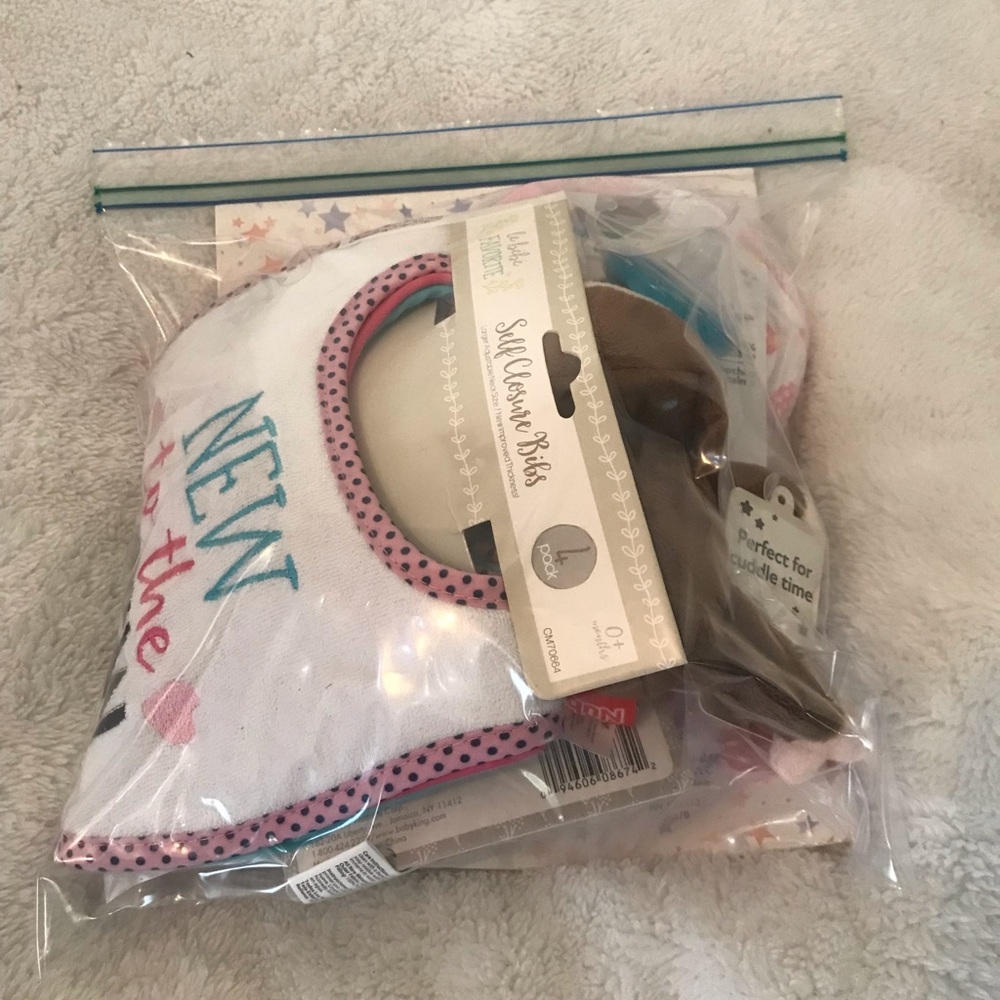Bundle!!! BRAND NEW Baby Items. Never Opened.